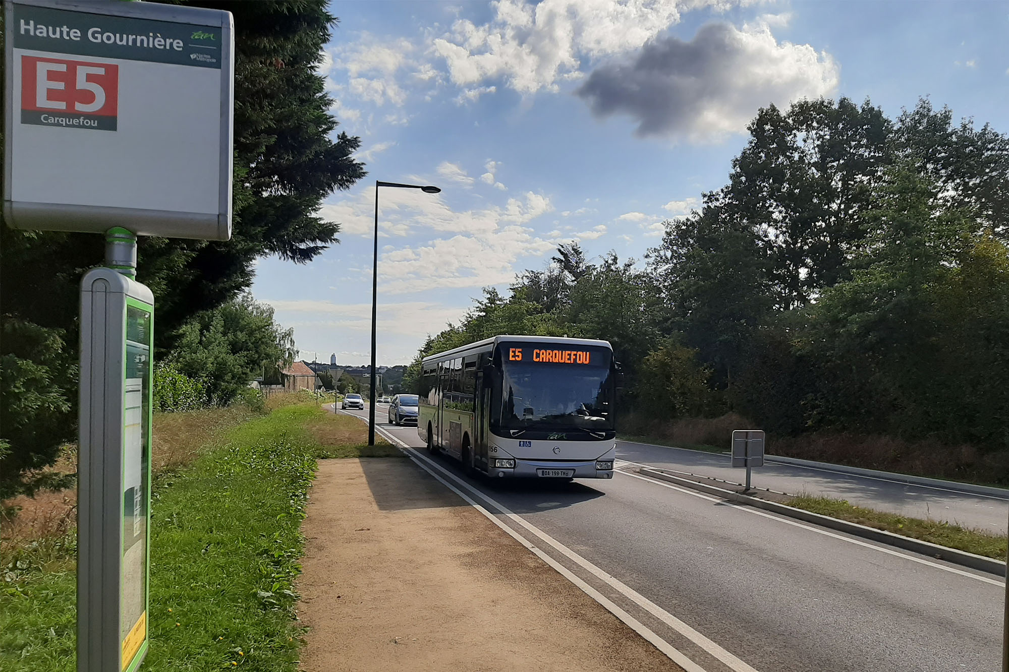 DEUX NOUVEAUX ARRÊTS À LA CHAPELLE-SUR-ERDRE POUR LA LIGNE E5